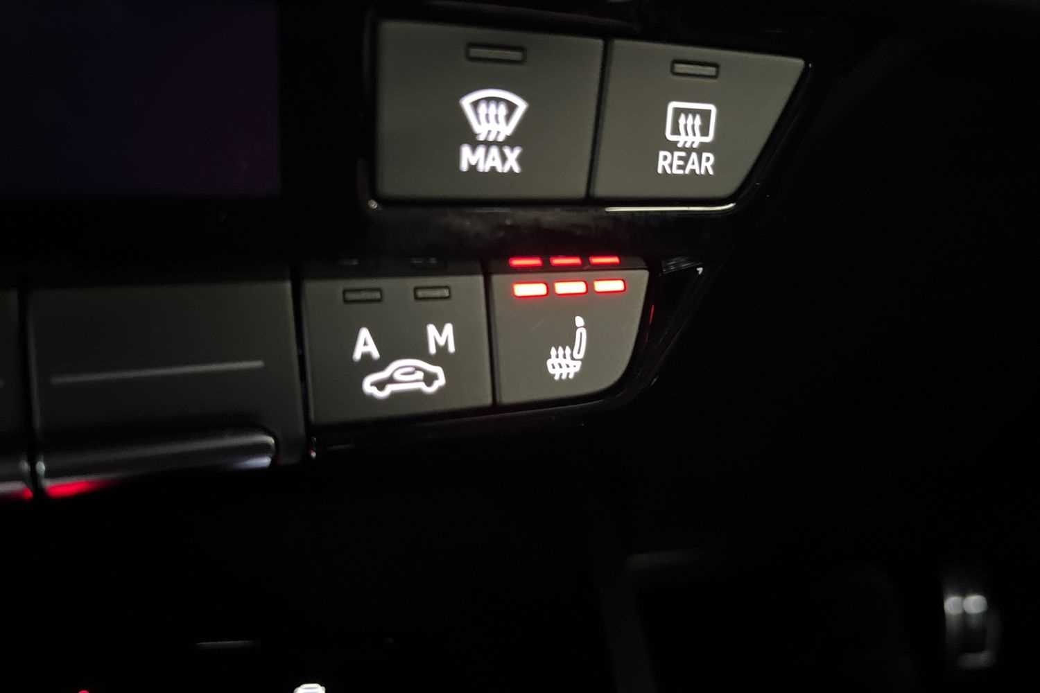 Used Audi Q4 e-tron 2025 for sale - 76789255: Photo 16