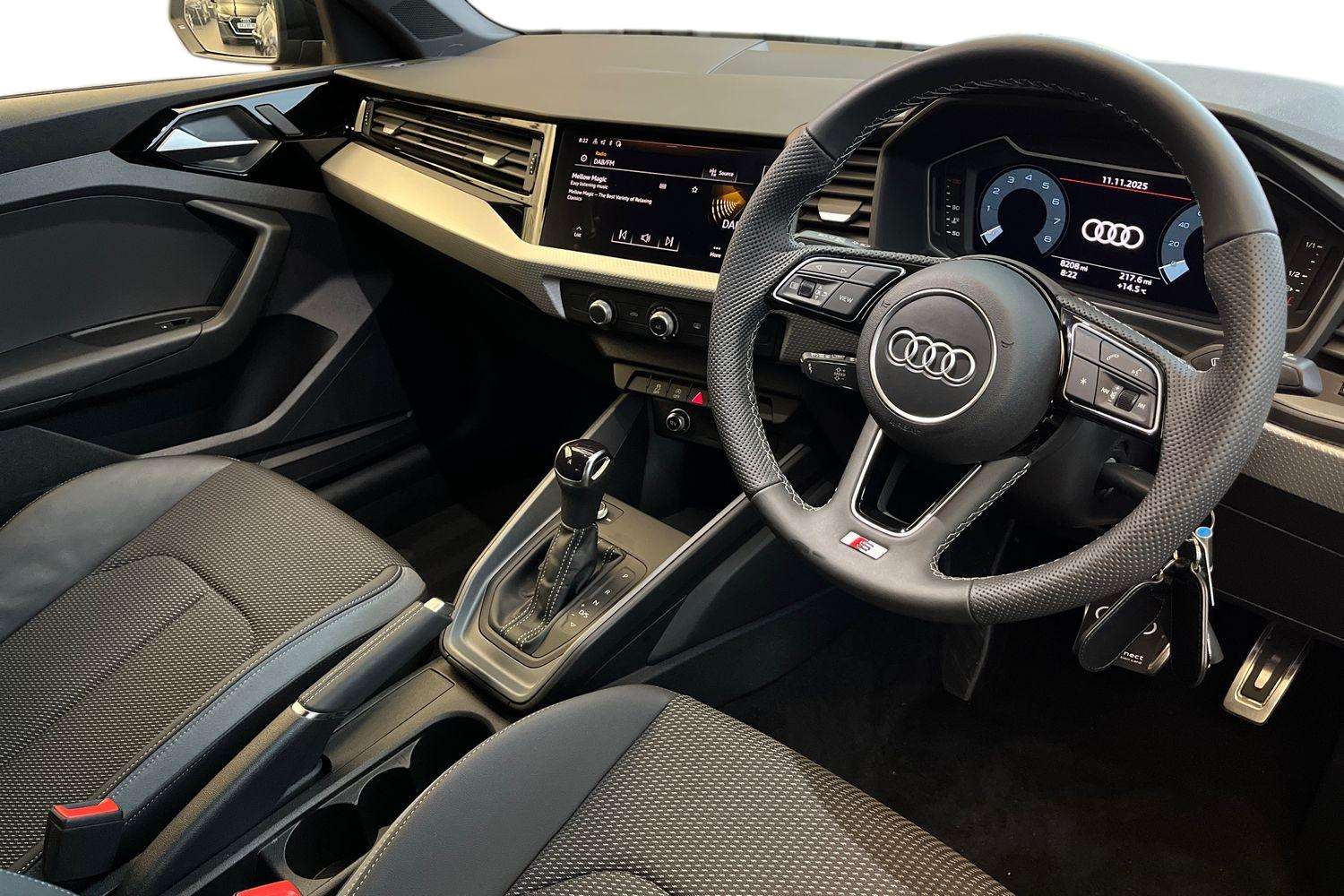 Used Audi A1 2024 for sale - 76553179: Photo 6