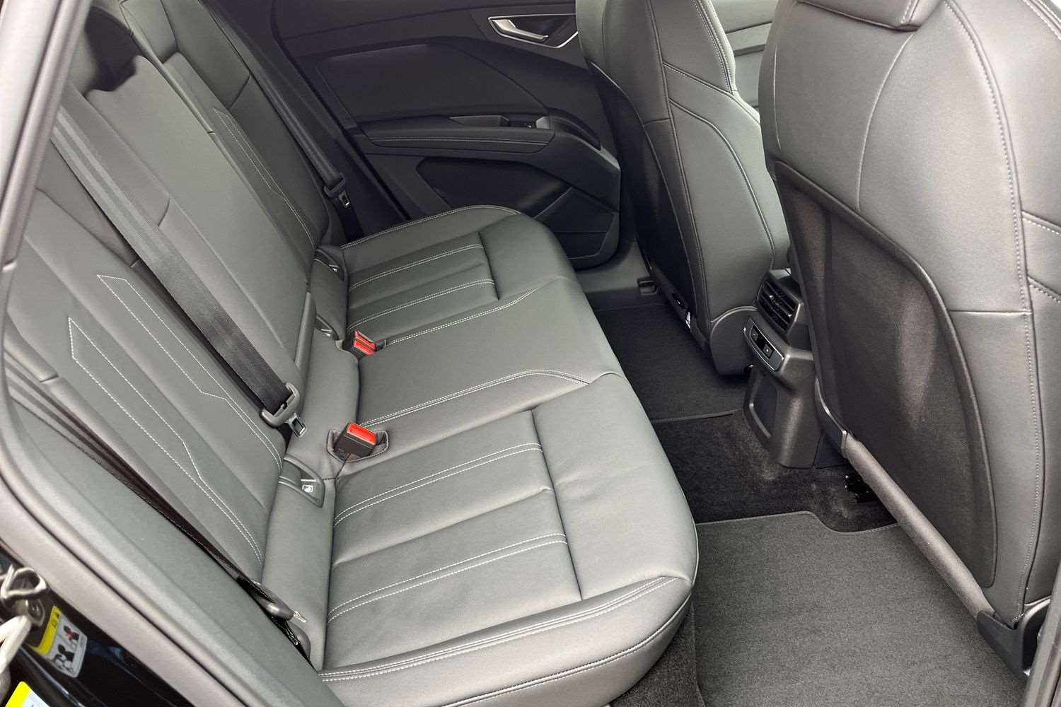 Used Audi Q4 e-tron 2025 for sale - 76929101: Photo 35