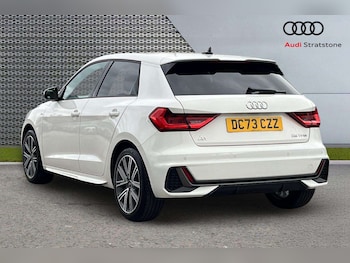 Used Audi A1 2023 for sale - 77674765: Photo