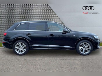 Used Audi Q7 2022 for sale - 77011159: Photo