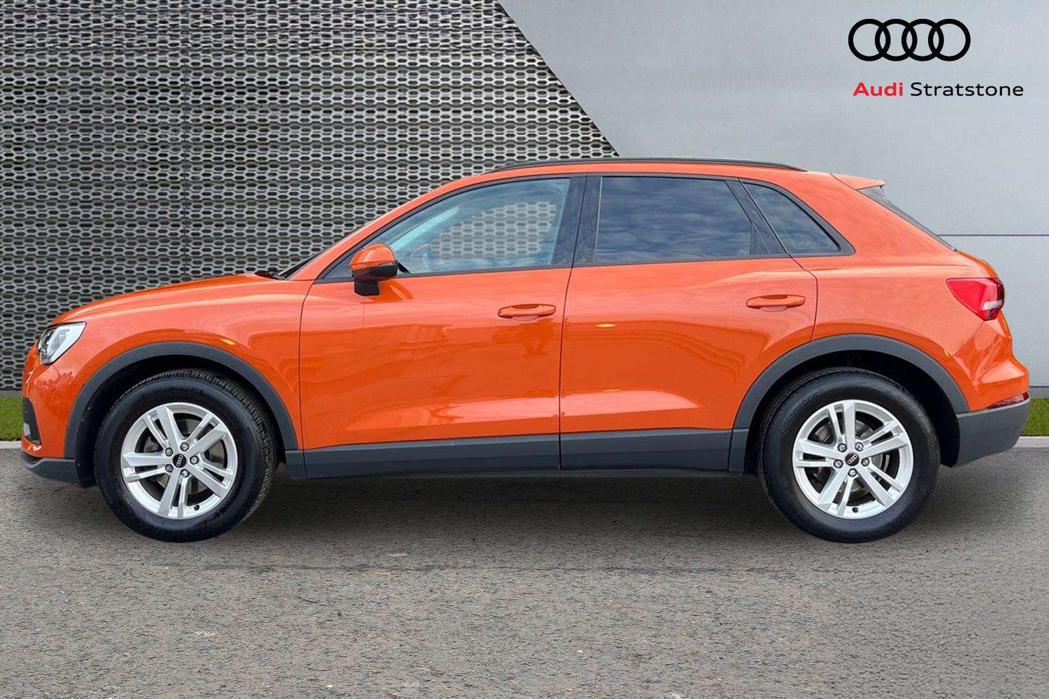 Used Audi Q3 2022 for sale - 76390661: Photo 8