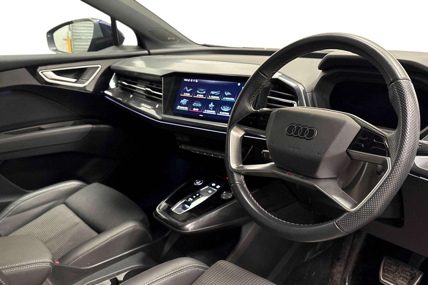 Used Audi Q4 e-tron 2022 for sale - 77373904: Photo 6