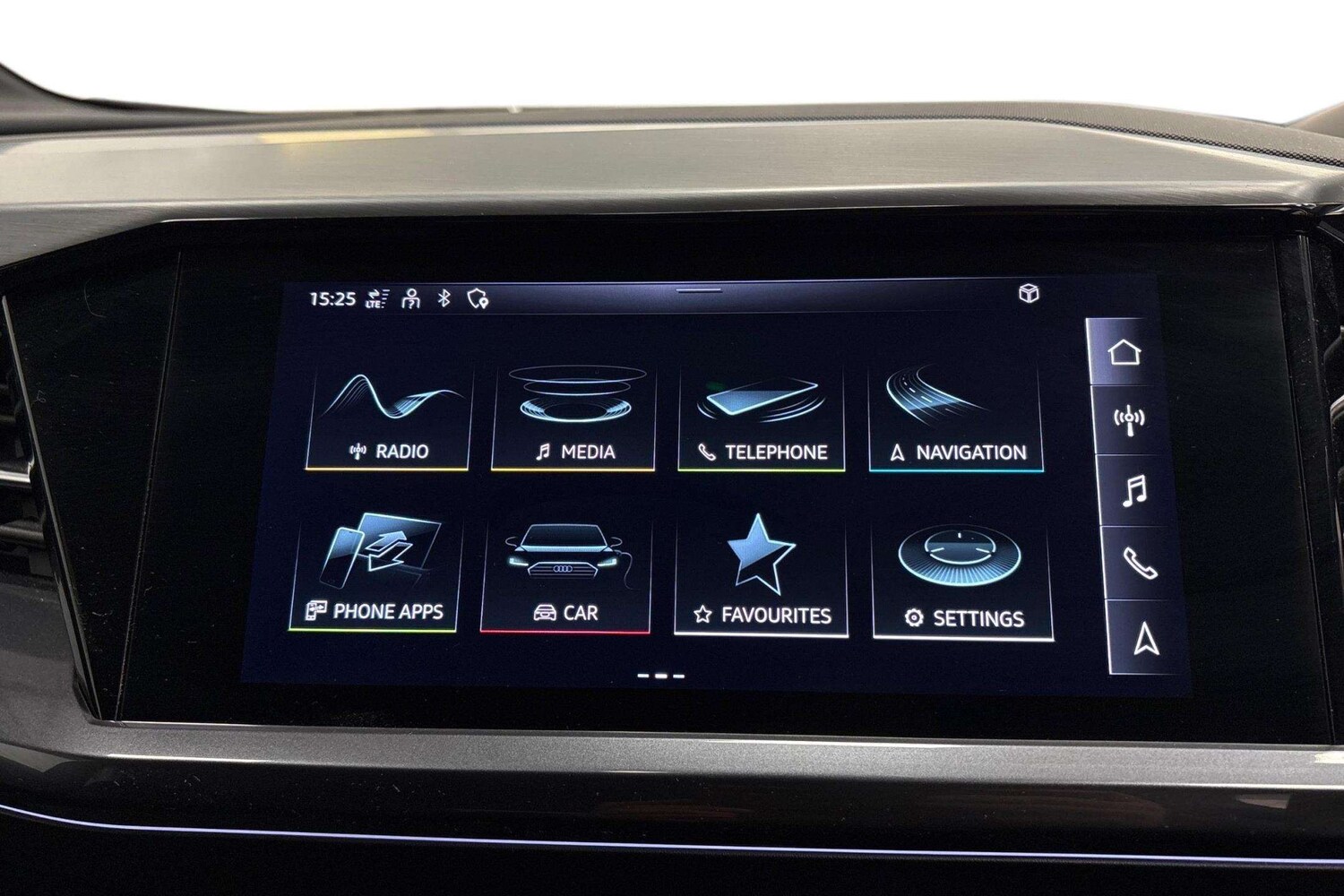 Used Audi Q4 e-tron 2022 for sale - 77373904: Photo 8