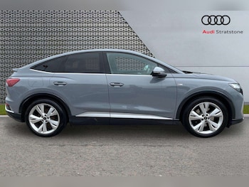 Used Audi Q4 e-tron 2022 for sale - 79535537: Photo