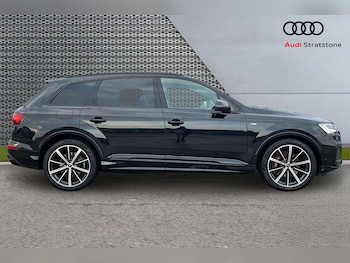 Used Audi Q7 2022 for sale - 77158383: Photo