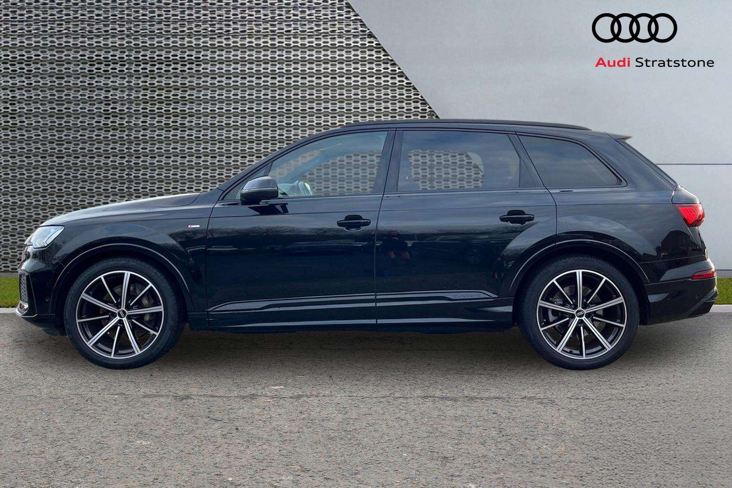 Used Audi Q7 2022 for sale - 77044067: Photo 8