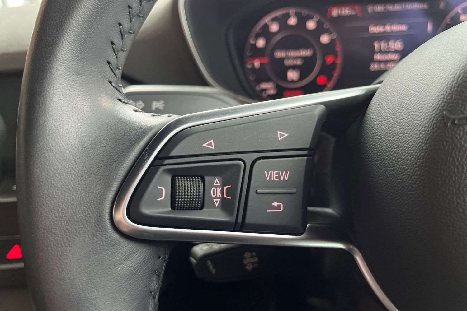 Used Audi TT 2023 for sale - 77995882: Photo 16