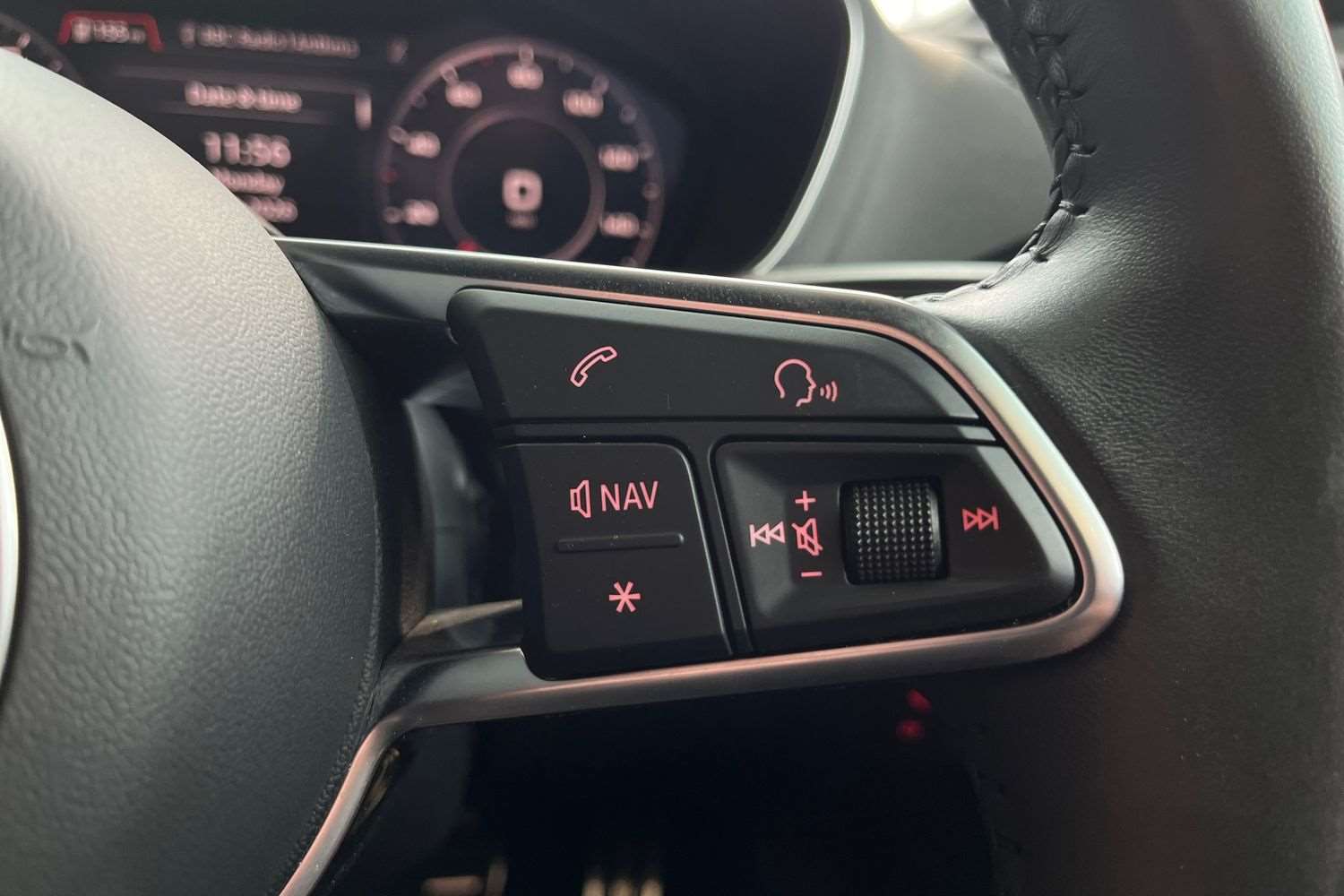 Used Audi TT 2023 for sale - 77995882: Photo 17