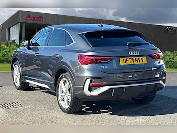 Used Audi Q3 2022 for sale - 74716439: Photo