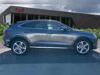 Used Audi Q3 2022 for sale - 74716439: Photo