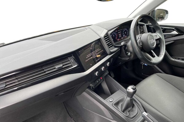 Used Audi A1 2023 for sale - 74813076: Photo 2