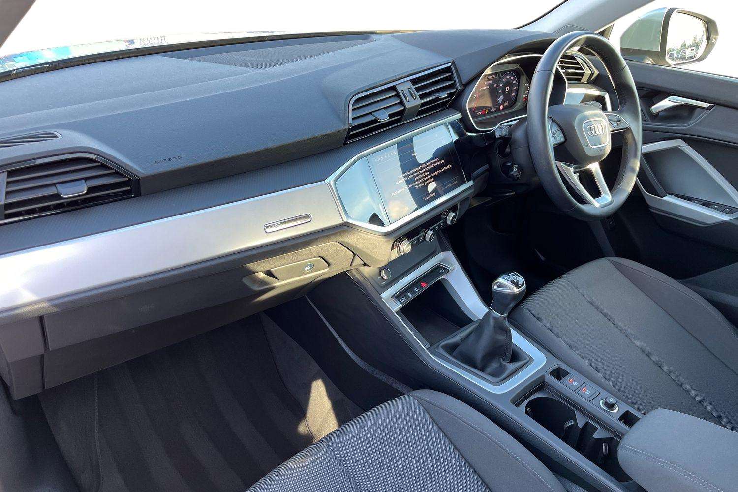 Used Audi Q3 2022 for sale - 77373792: Photo 2