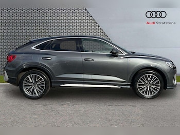 Used Audi Q3 2023 for sale - 76339630: Photo