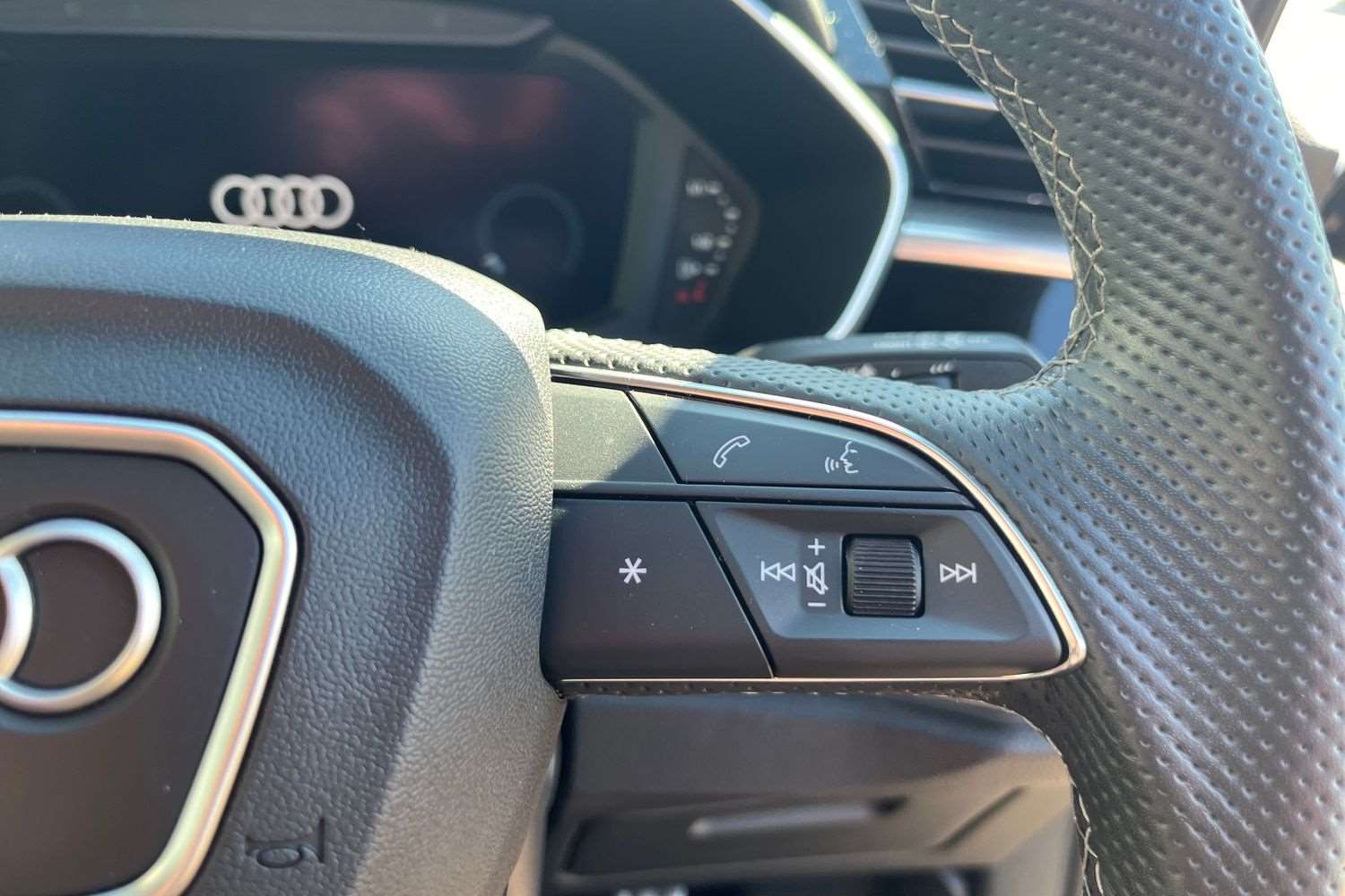 Used Audi Q3 for sale - 78118993: Photo 17