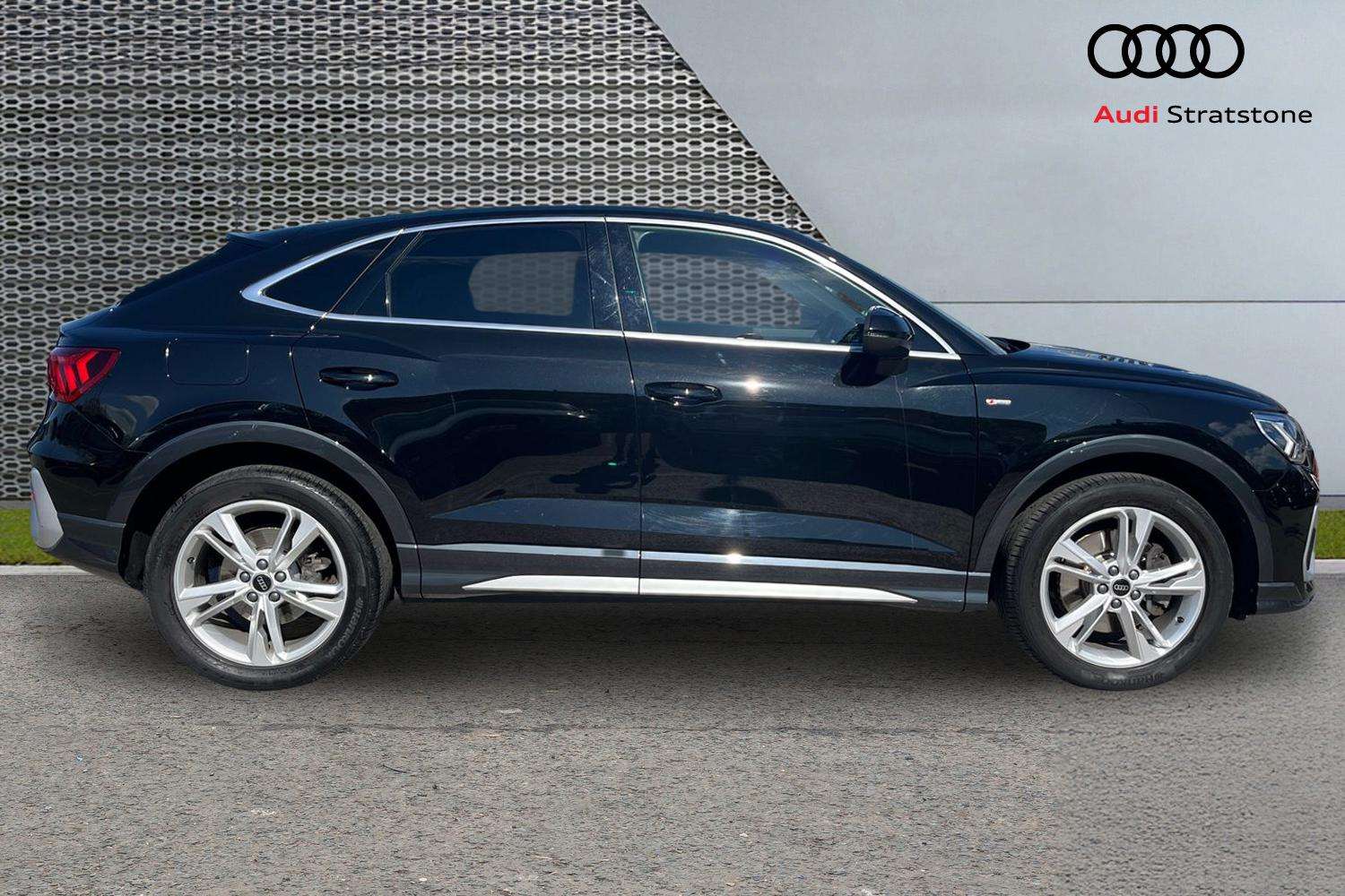 Used Audi Q3 for sale - 78118993: Photo 4