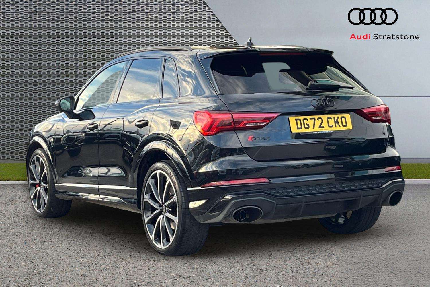 Used Audi RS Q3 2022 for sale - 76515648: Photo 3