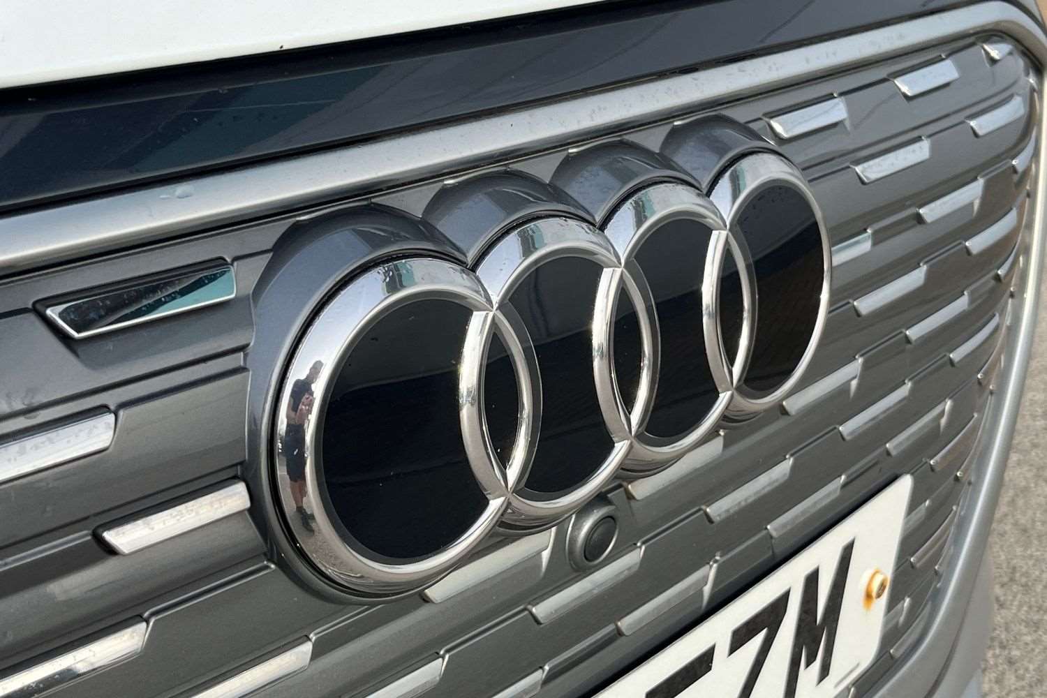 Used Audi Q4 e-tron 2021 for sale - 77996229: Photo 12