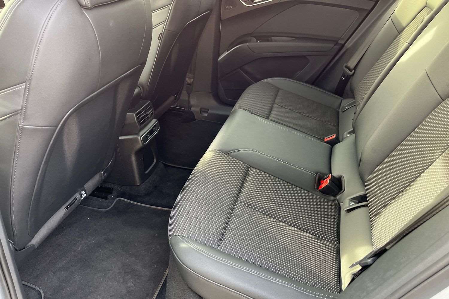 Used Audi Q4 e-tron 2021 for sale - 77996229: Photo 27