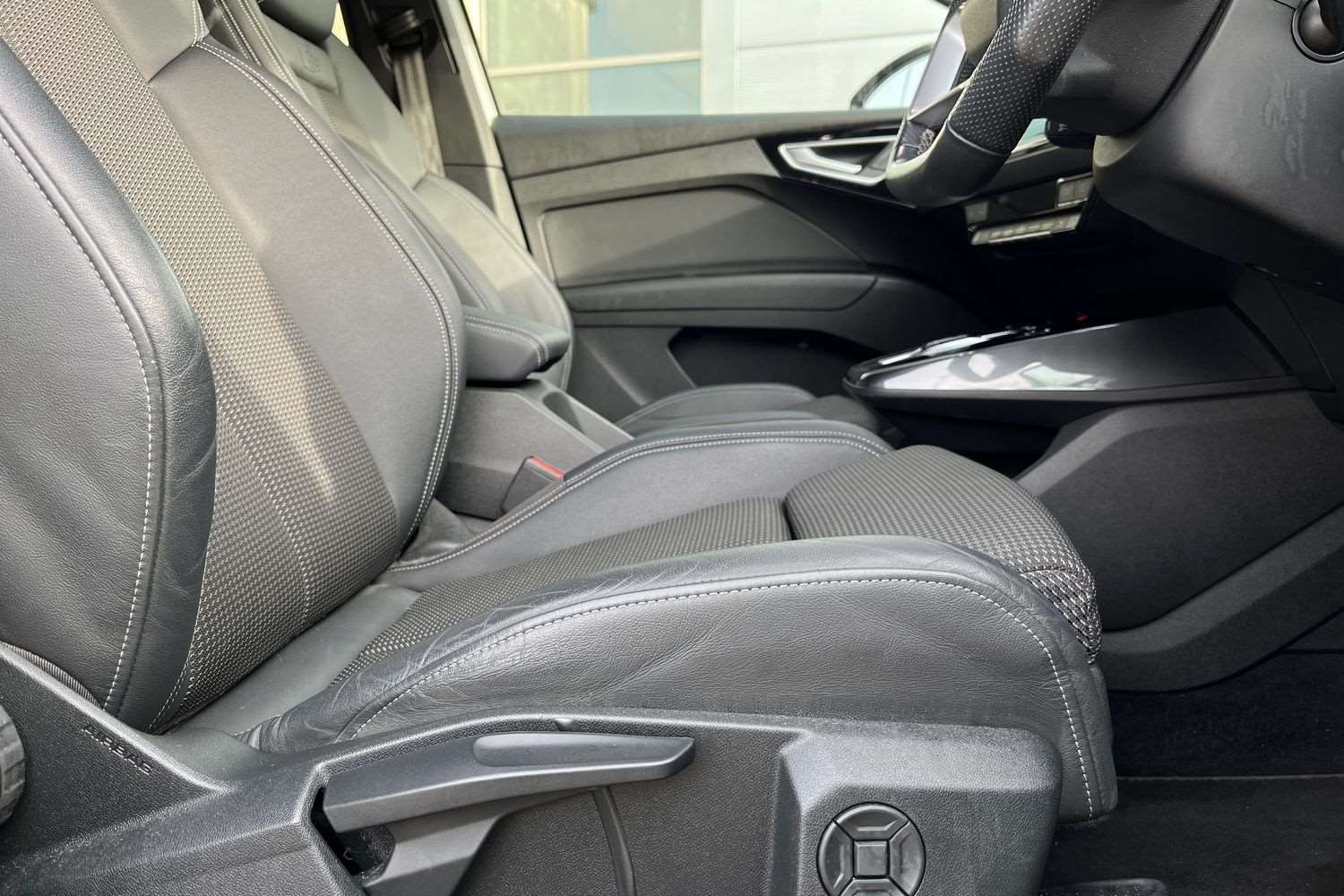 Used Audi Q4 e-tron 2021 for sale - 77996229: Photo 30