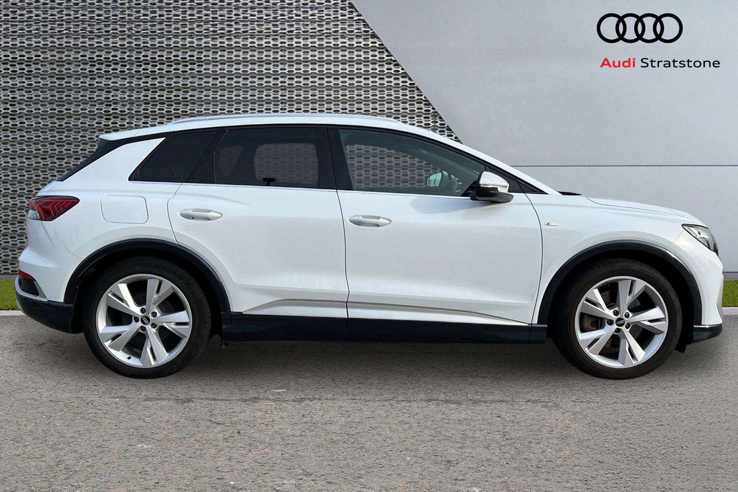 Used Audi Q4 e-tron 2021 for sale - 77996229: Photo 4