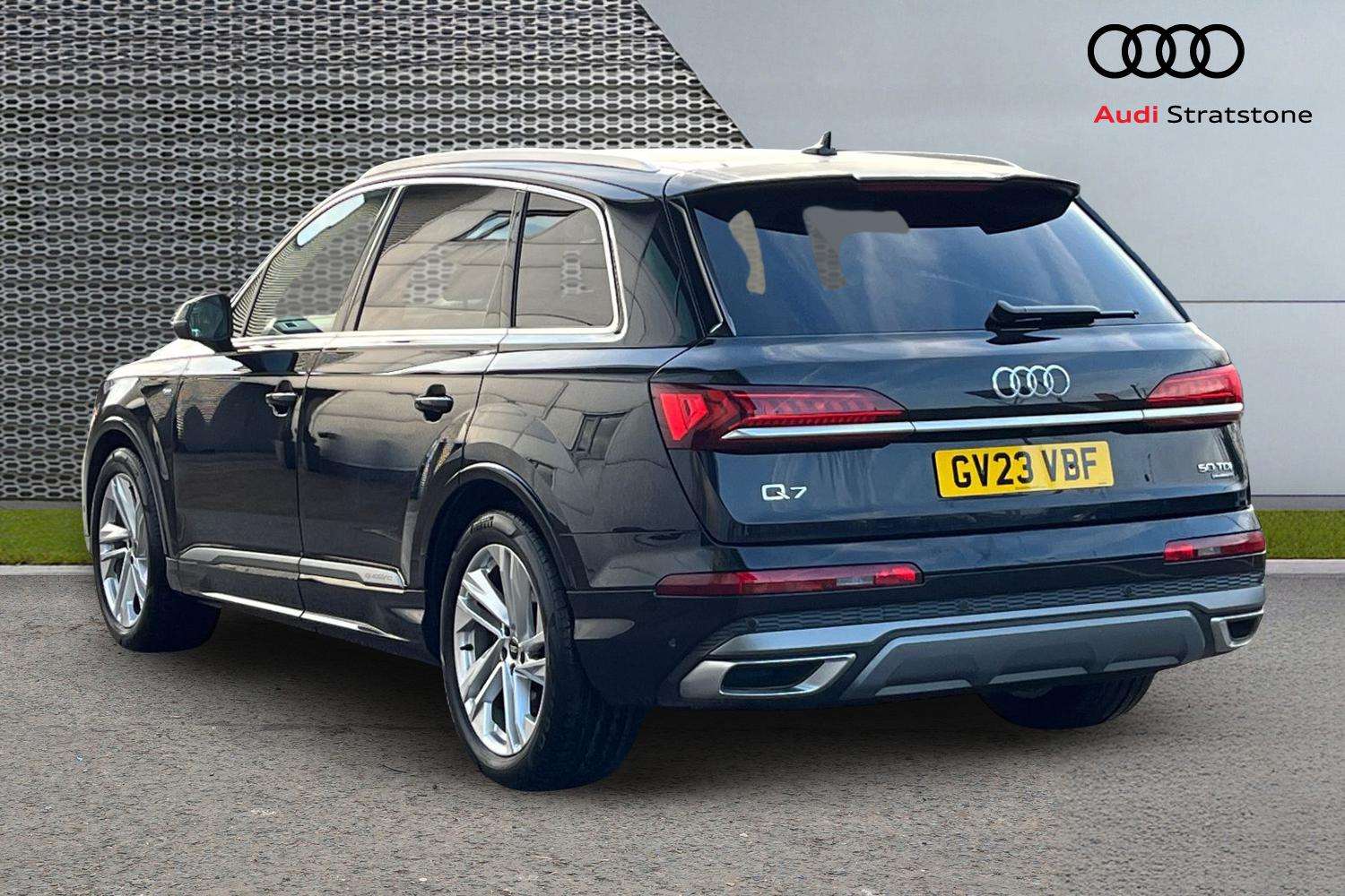Used Audi Q7 2023 for sale - 77500226: Photo 3