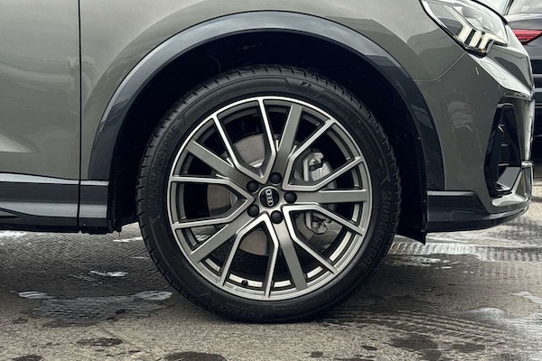 Used Audi Q3 2025 for sale - 76339621: Photo 5
