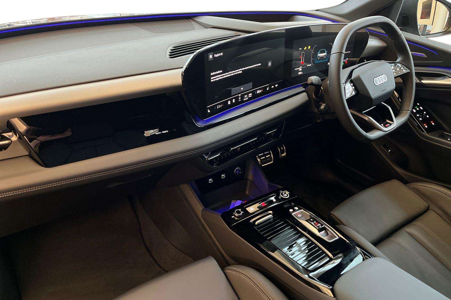 Used Audi Q6 e-tron 2025 for sale - 78024489: Photo 2