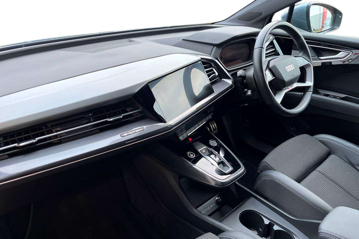 Used Audi Q4 e-tron 2021 for sale - 77076651: Photo 2