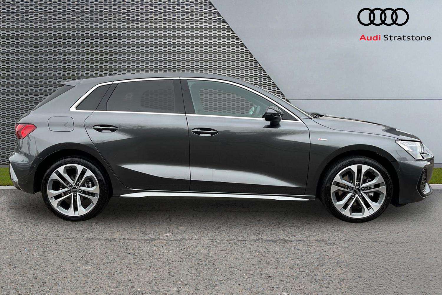 Used Audi A3 2025 for sale - 77123351: Photo 4