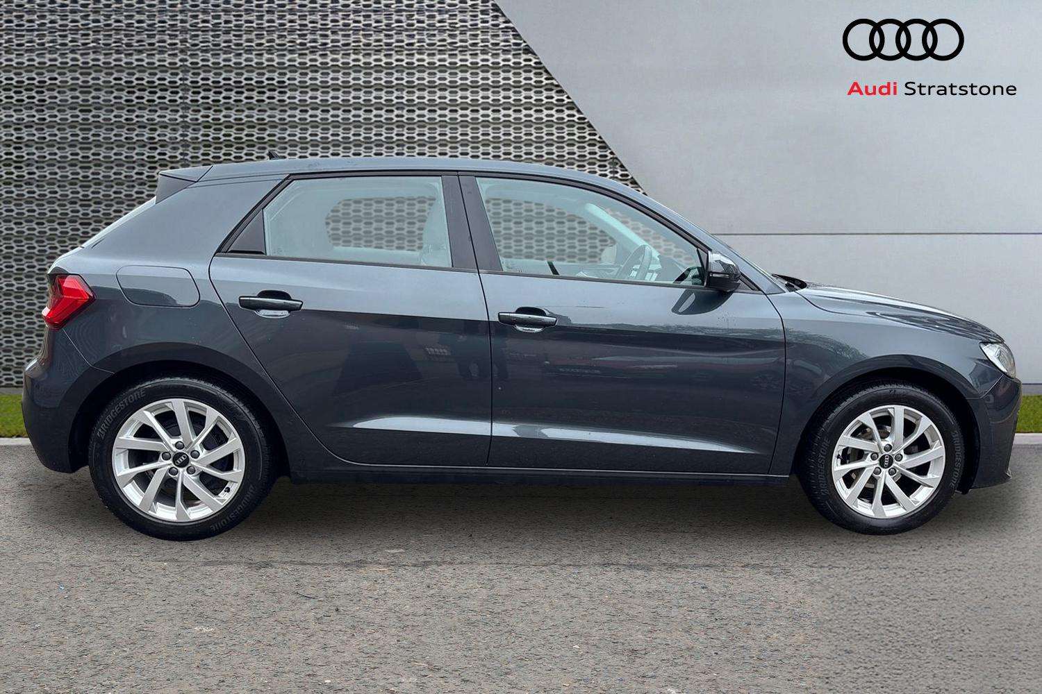 Used Audi A1 2023 for sale - 77996022: Photo 4