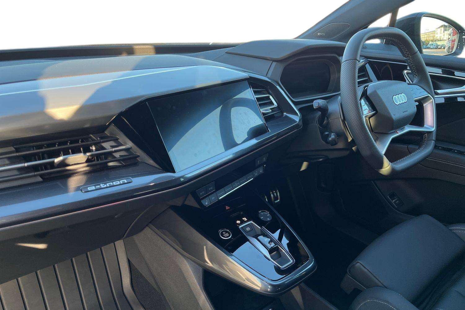 Used Audi Q4 e-tron 2025 for sale - 77577241: Photo 2