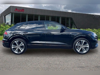 Used Audi Q8 2022 for sale - 75818191: Photo