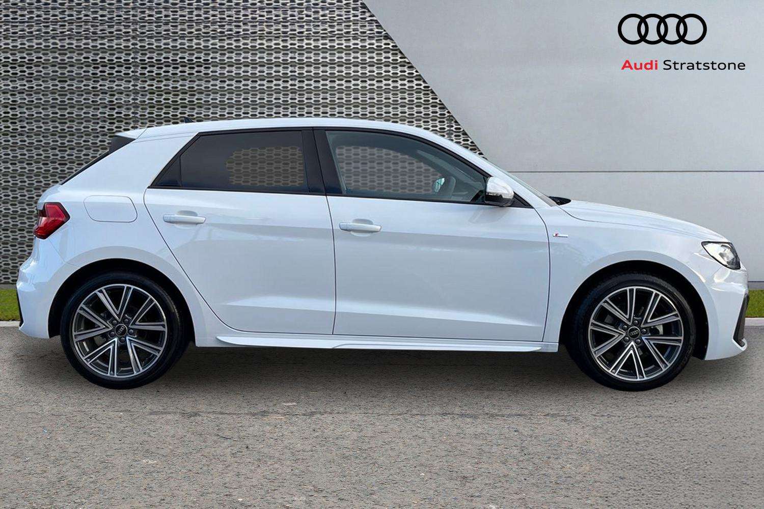 Used Audi A1 2024 for sale - 76192051: Photo 4