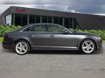 Used Audi A4 2017 for sale - 75711040: Photo