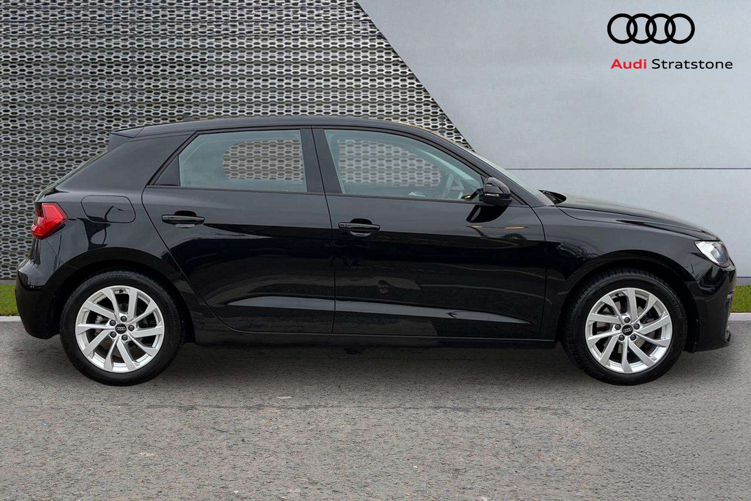 Used Audi A1 2022 for sale - 76242440: Photo 4