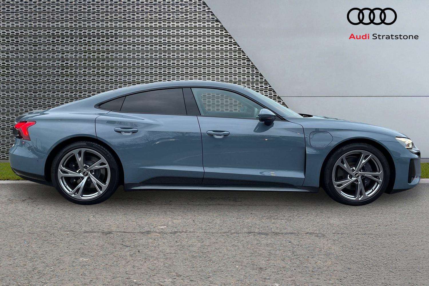 Used Audi e-tron GT 2021 for sale - 77414692: Photo 4