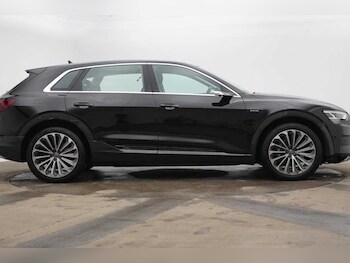 Used Audi e-tron 2021 for sale - 75930958: Photo