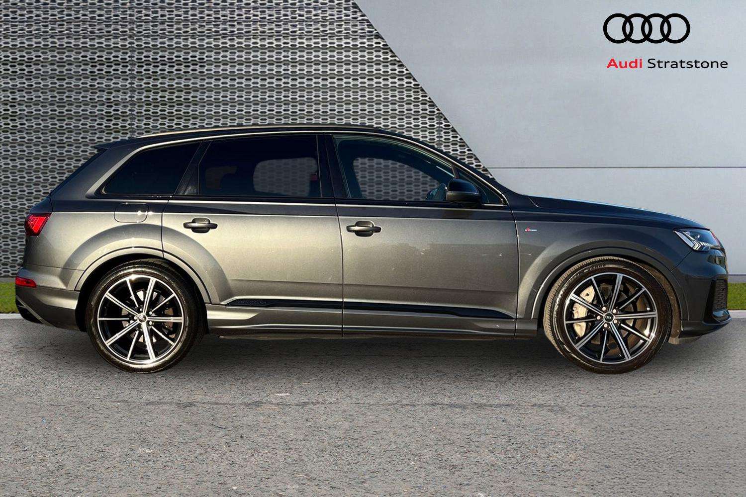 Used Audi Q7 2021 for sale - 76732410: Photo 4