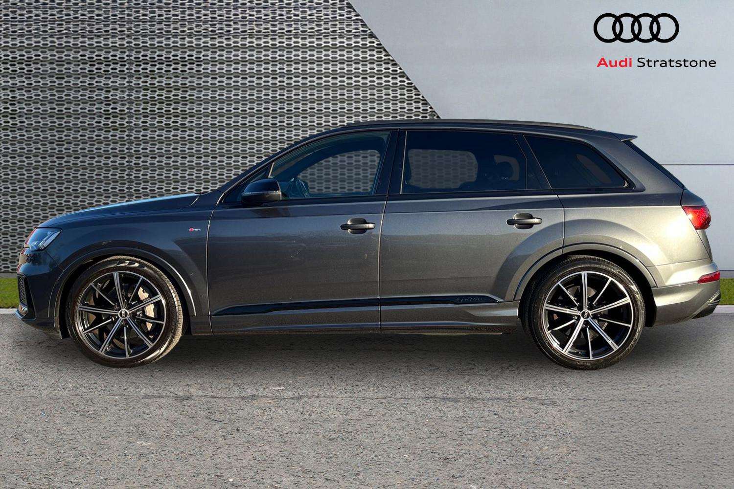 Used Audi Q7 2021 for sale - 76732410: Photo 8