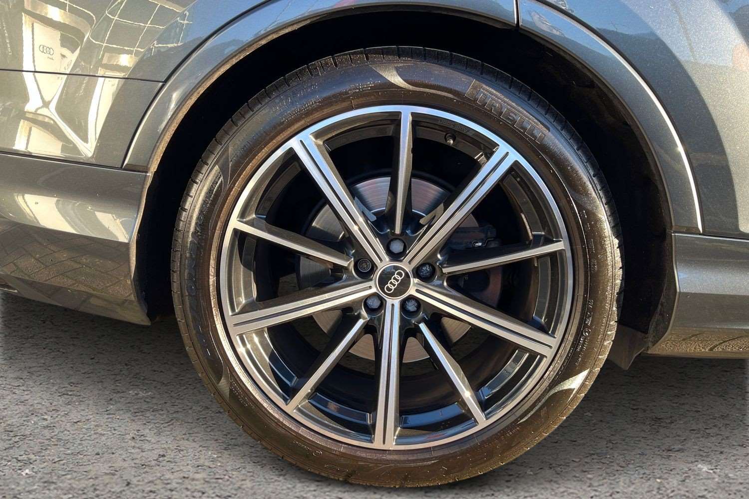 Used Audi Q7 2021 for sale - 76732410: Photo 9