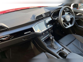 Used Audi Q3 2025 for sale - 76789316: Photo