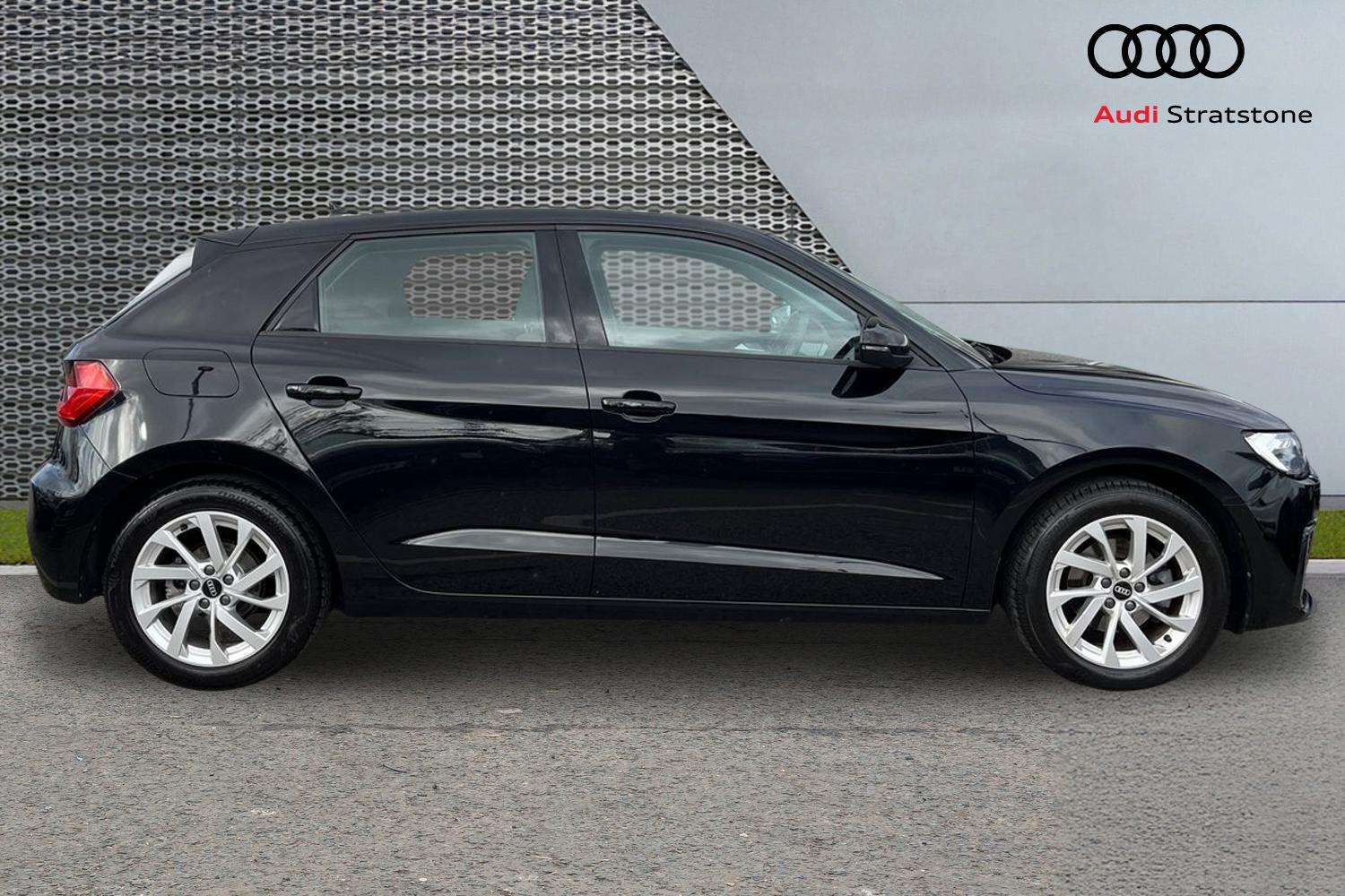 Used Audi A1 2021 for sale - 76610614: Photo 4