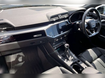 Used Audi Q3 2023 for sale - 78407431: Photo