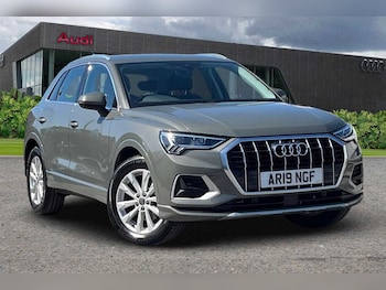 Used Audi Q3 2019 for sale - 75480560: Photo