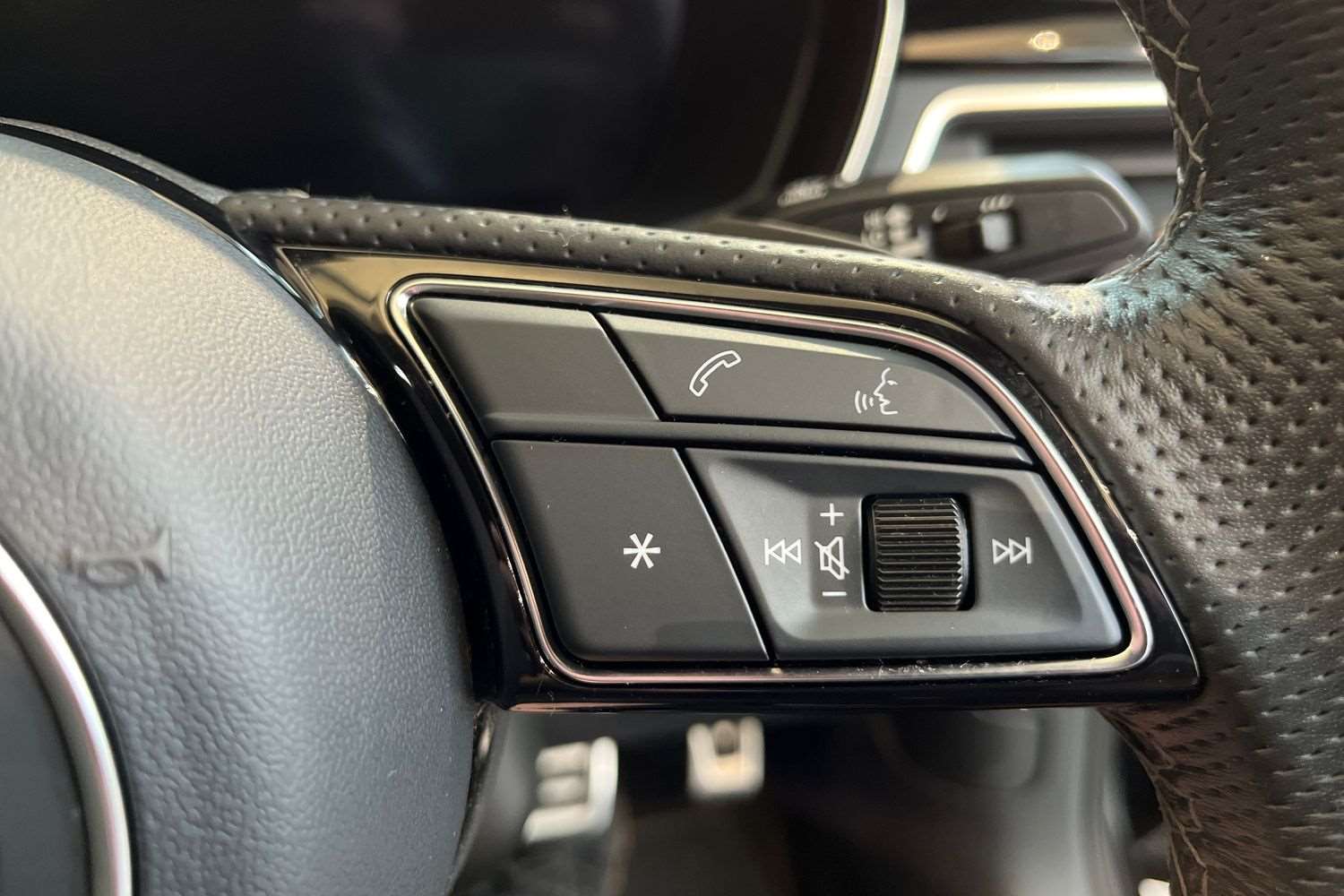 Used Audi A4 2022 for sale - 76515599: Photo 17