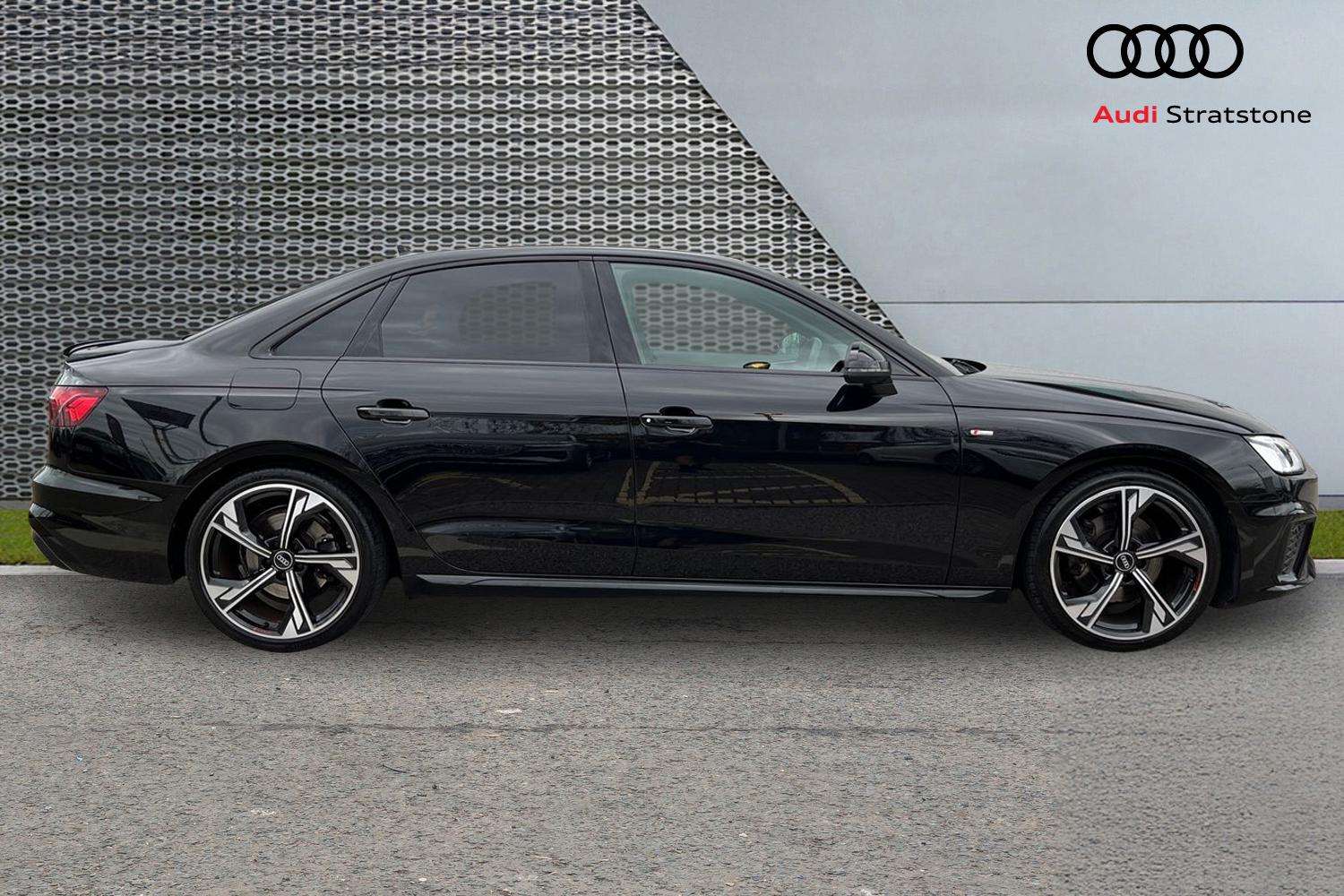 Used Audi A4 2022 for sale - 76515599: Photo 4