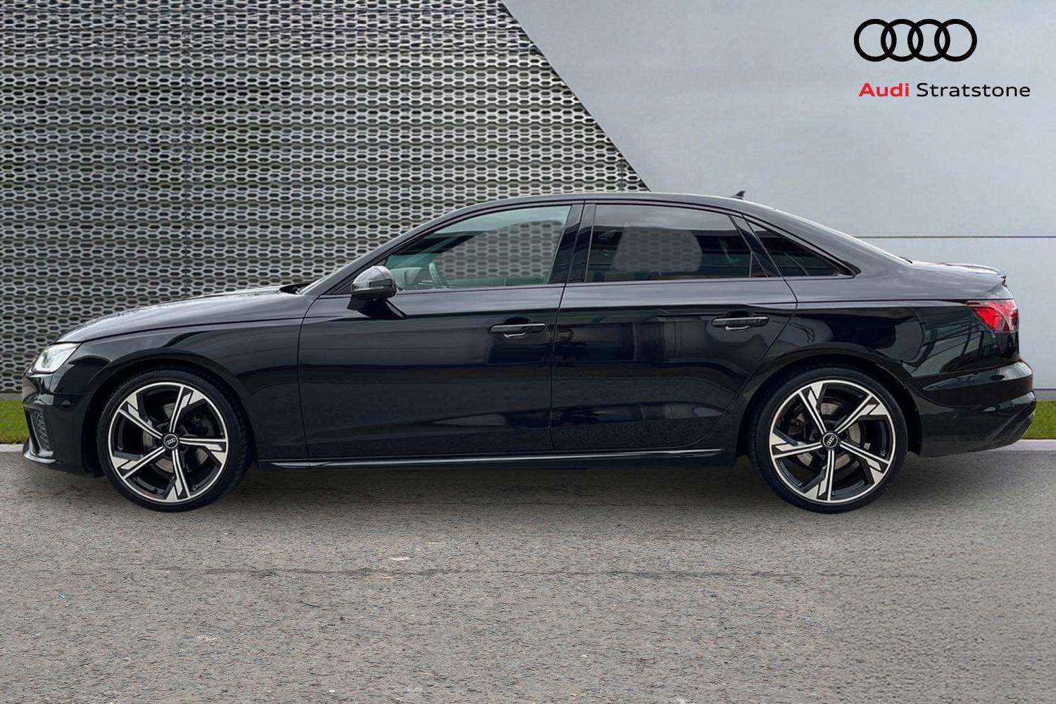 Used Audi A4 2022 for sale - 76515599: Photo 8