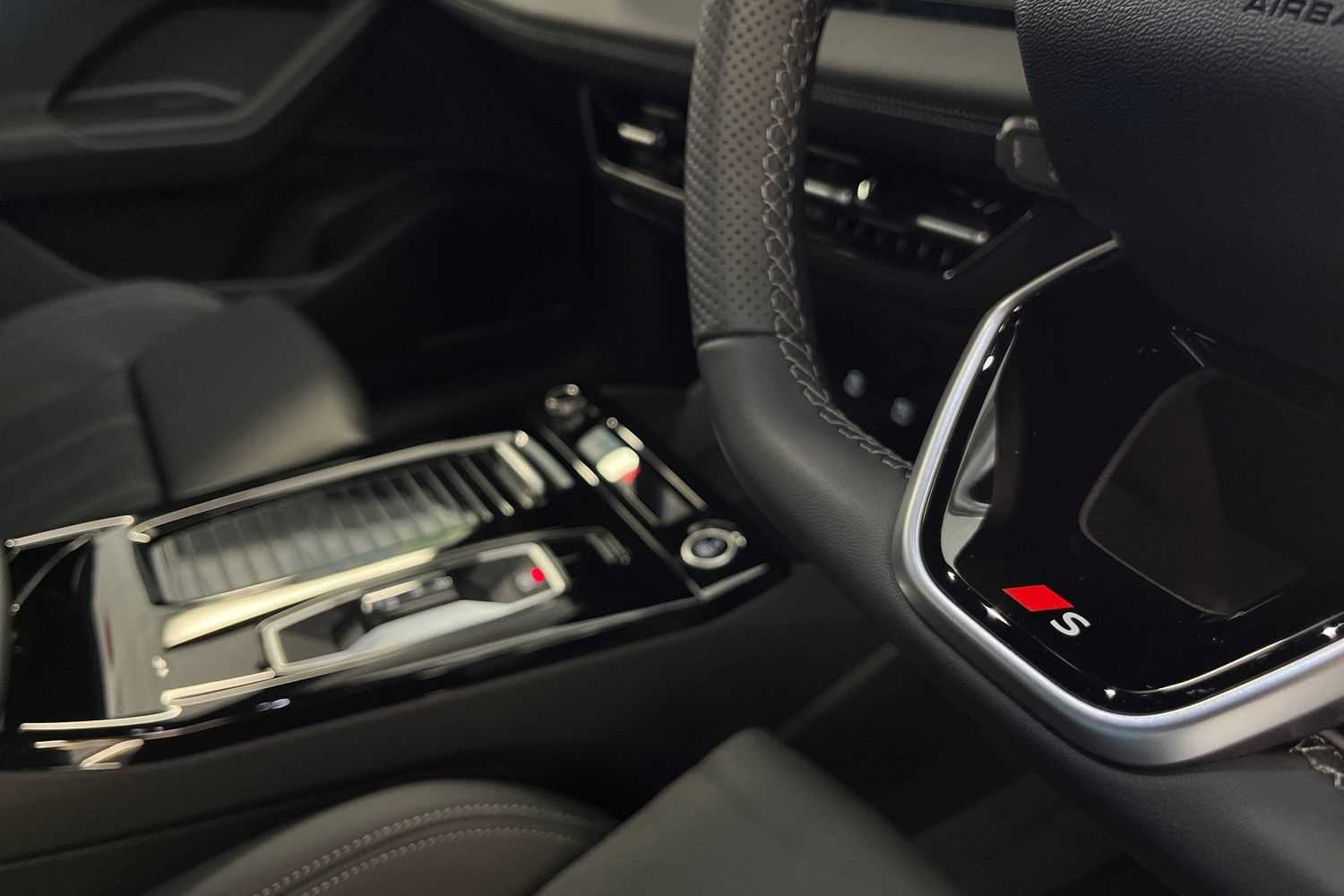 Used Audi Q6 e-tron 2025 for sale - 76191962: Photo 34