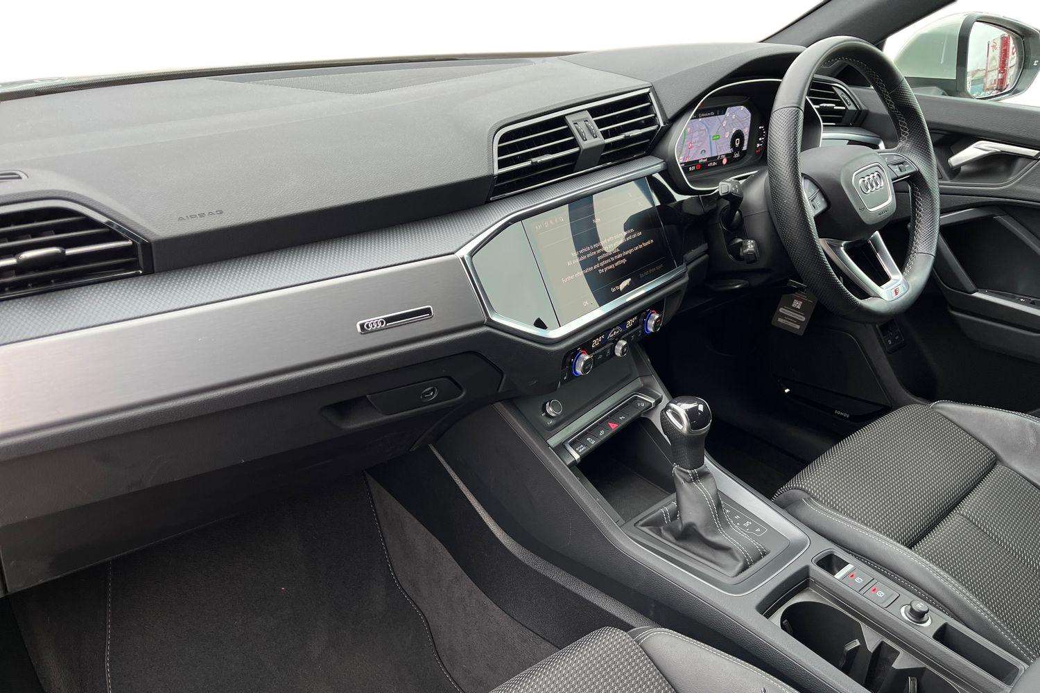 Used Audi Q3 for sale - 78089864: Photo 2